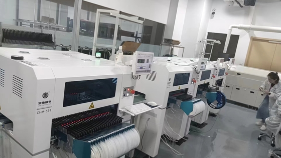 CHM-551 Fully Automatic 4 heads SMT Pick and Place Machine 0201, Auto Nozzle Change