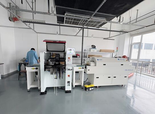 Cast-iron Structure 4-head CHM-551P SMD Pick and Place Machine