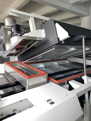 8800 Large Reflow Oven Full Automatic Rail PC Control Lead-Free 3180x500mm